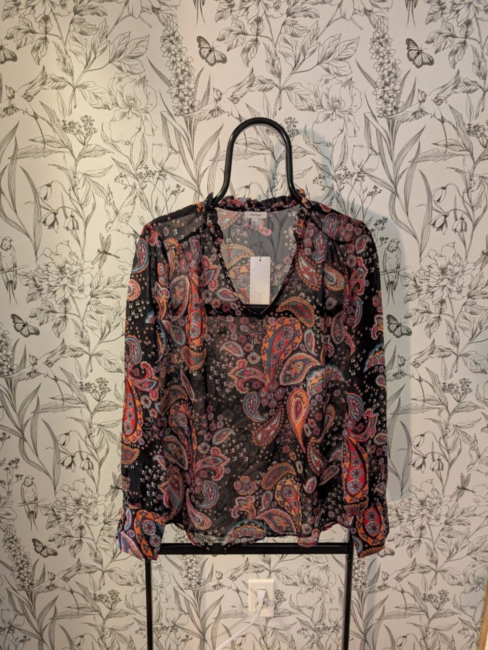 Tristan Paisley Print Blouse NWT Size Medium
